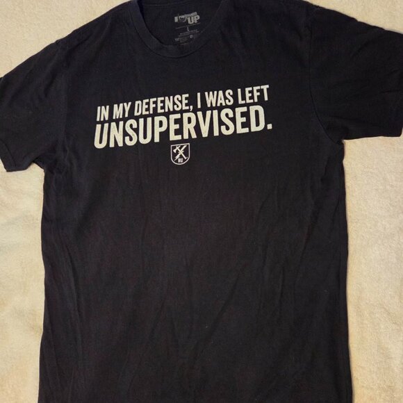 T-Shirt, funny "in my defense, I was left unsupervised" print.  Mens Large, Like - Picture 1 of 2